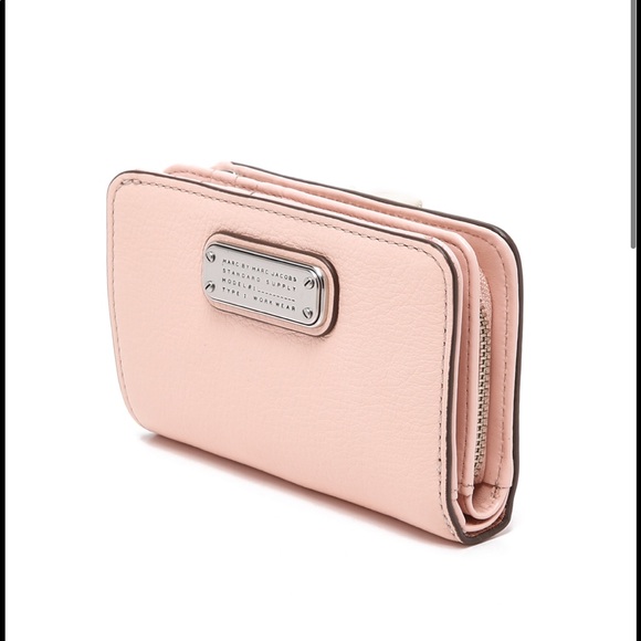 Marc By Marc Jacobs Handbags - Marc by Marc Jacobs Pink New Q Lauren wallet